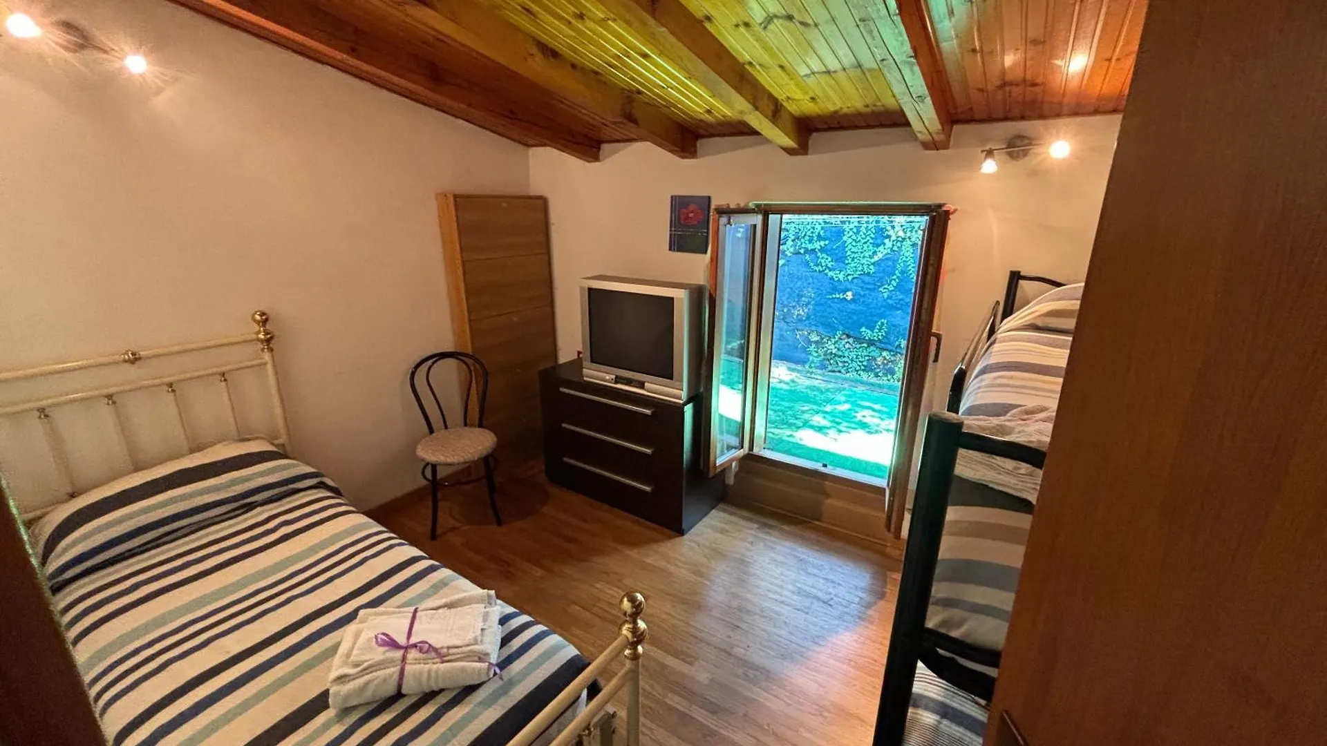 La Mansarda Di Milly Villa Castelletto Di Brenzone 0*,  Italy